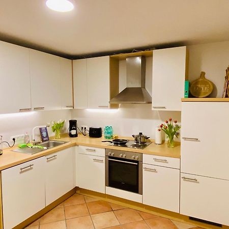 Traumhafte 115 Qm Ferienwohnung Am Steinhuder Meer, Ruhig, Komfortabel, Loggia, Parkplatz, Wifi Wunstorf Eksteriør bilde