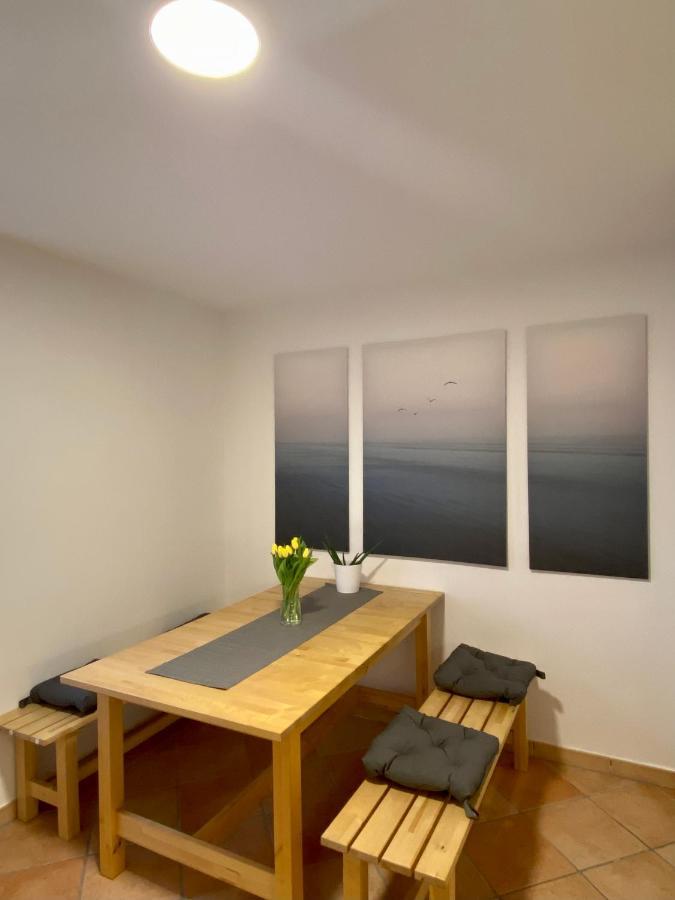 Traumhafte 115 Qm Ferienwohnung Am Steinhuder Meer, Ruhig, Komfortabel, Loggia, Parkplatz, Wifi Wunstorf Eksteriør bilde
