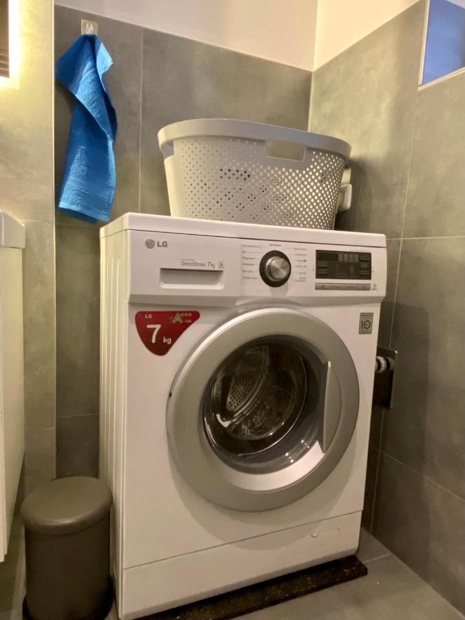 Traumhafte 115 Qm Ferienwohnung Am Steinhuder Meer, Ruhig, Komfortabel, Loggia, Parkplatz, Wifi Wunstorf Eksteriør bilde