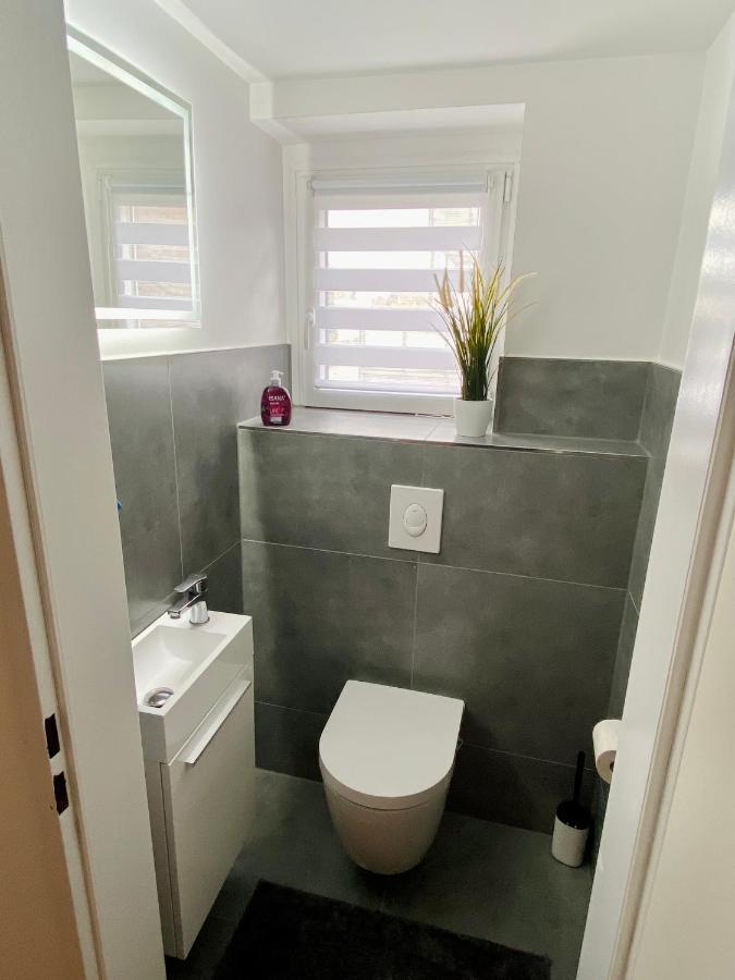 Traumhafte 115 Qm Ferienwohnung Am Steinhuder Meer, Ruhig, Komfortabel, Loggia, Parkplatz, Wifi Wunstorf Eksteriør bilde